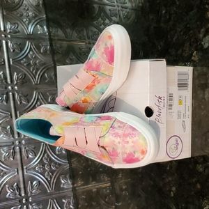 Blowfish pink canvas in size US 7.5